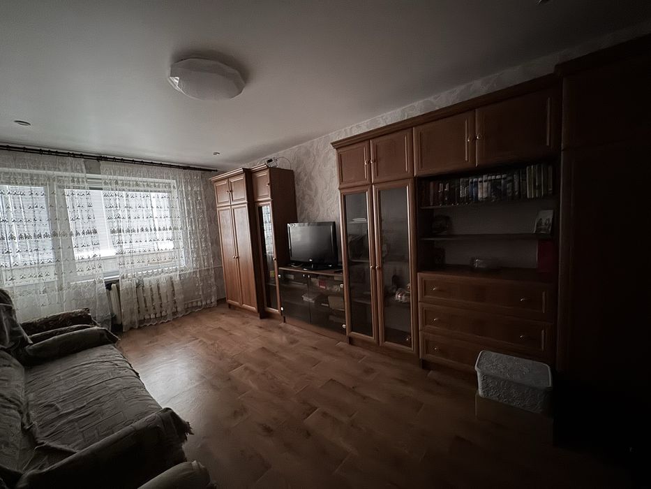Продам 2к квартиру квартиру смт.Черкаське