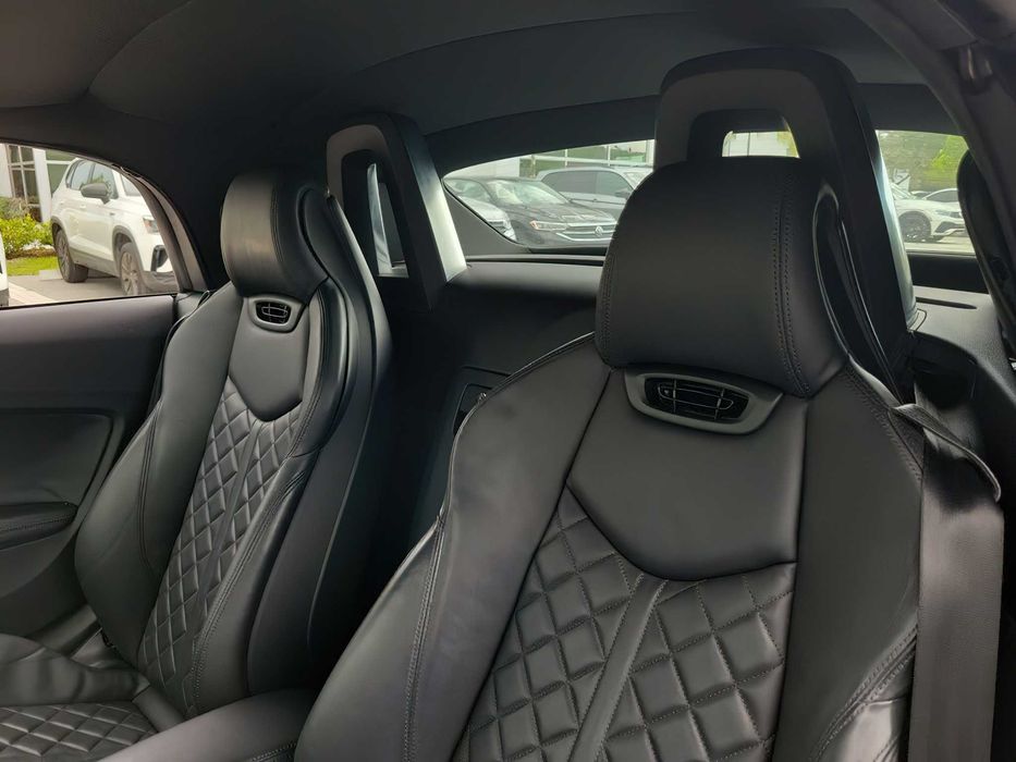 Audi TT quattro      2018