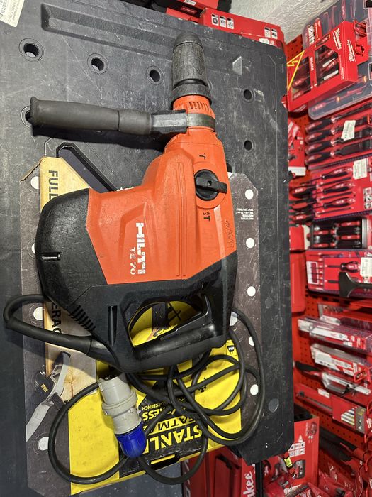 Перфоратор Hilti TE 70 AVR 14.5J