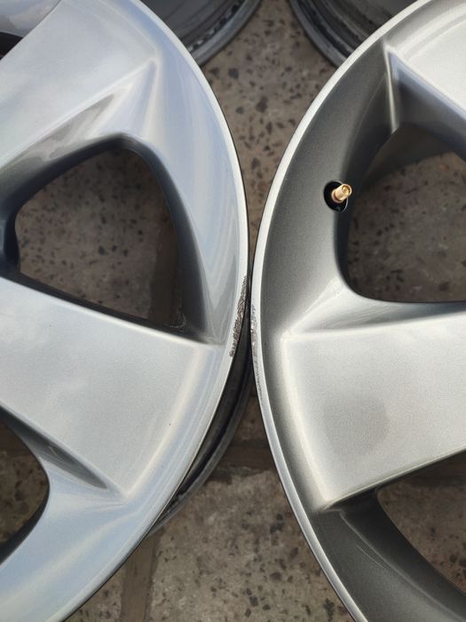 Диски 5/114.3 R17 Tayota Camry Avensis