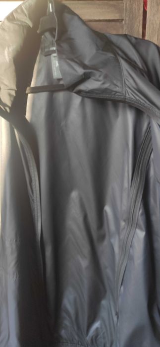 Легка куртка Stella McCartney & Adidas