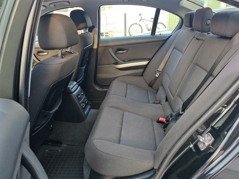 BMW 318i 2009 LCI Facelift – Automático – 143 cv