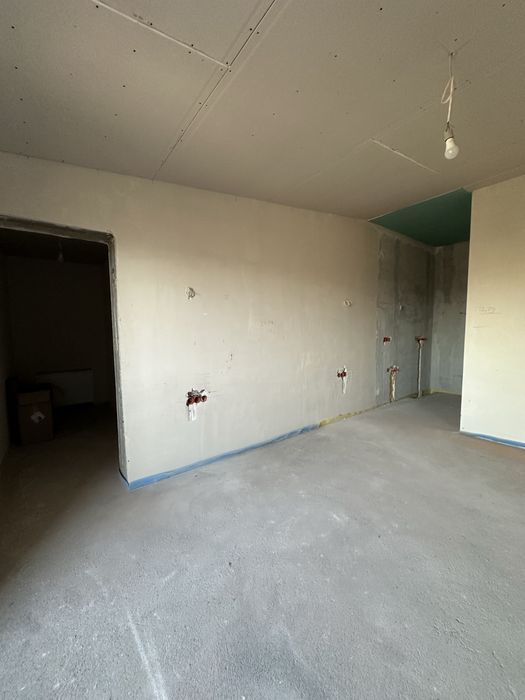 Apartment in Chernivtsi - More