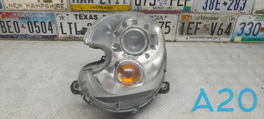 Фара на MINI COUNTRYMAN (R60)