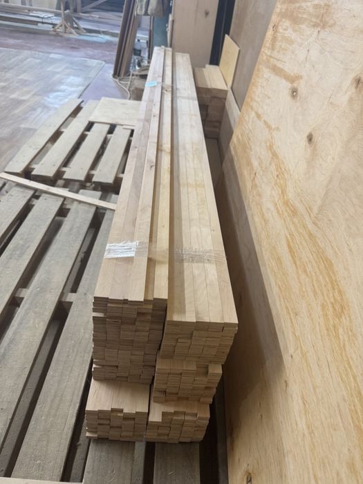 Рейкові панелі з фанери.