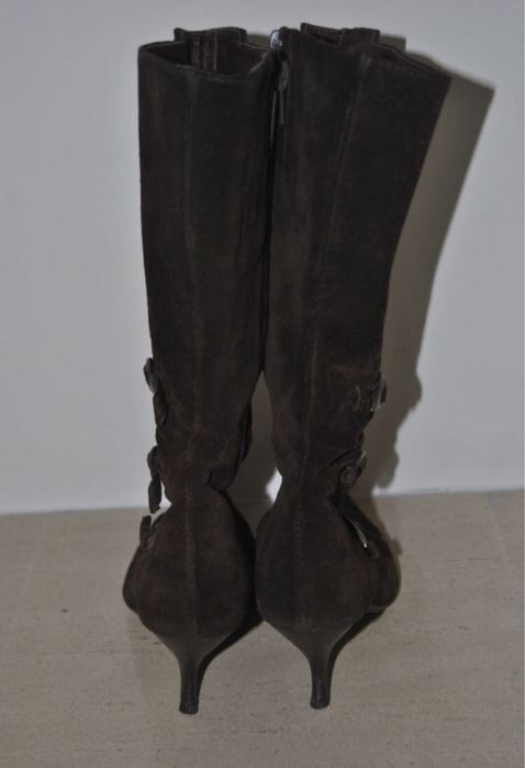 Botas de camurça castanha