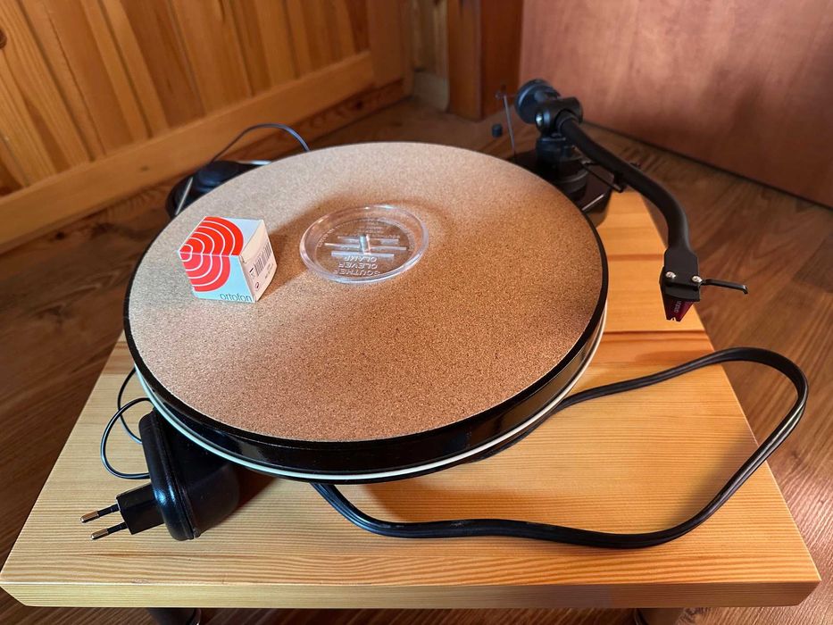 Gramofon Pro-Ject RPM 1.3 Genie - czarny - cały zestaw