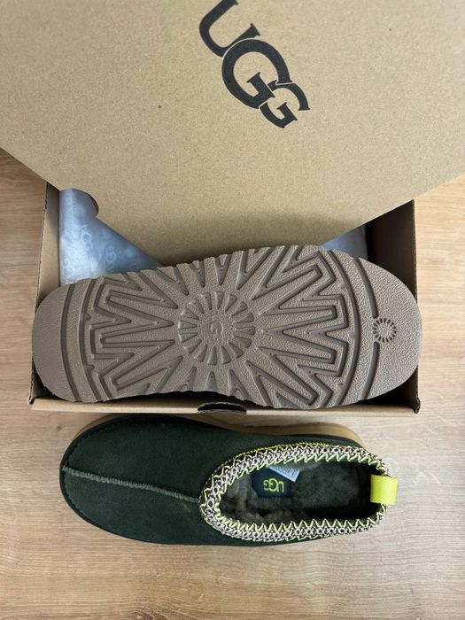 Уггі жіночі UGG TAZZ на платформі натуральна вовна угги