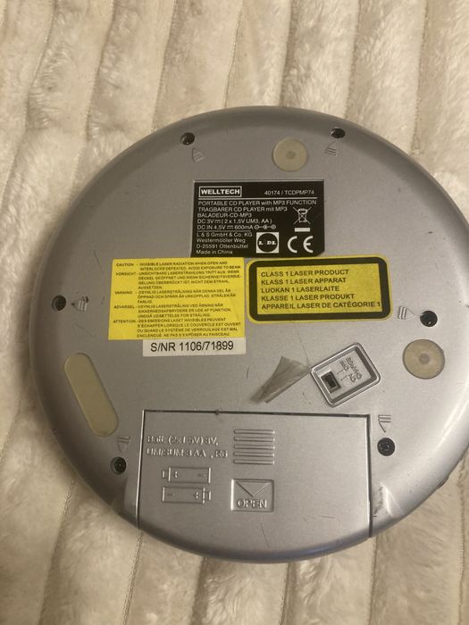 Diskman diskmen dyskmam przenosny odtwarzacz plyt cd i mp3