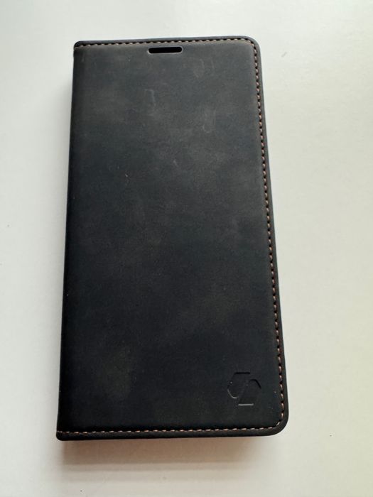 NOWE Etui z klapką do Iphone 11