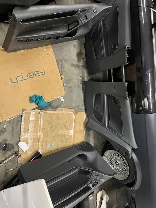 Tapicerki Boczki golf VI GTD GTI 3 drzwi komplet