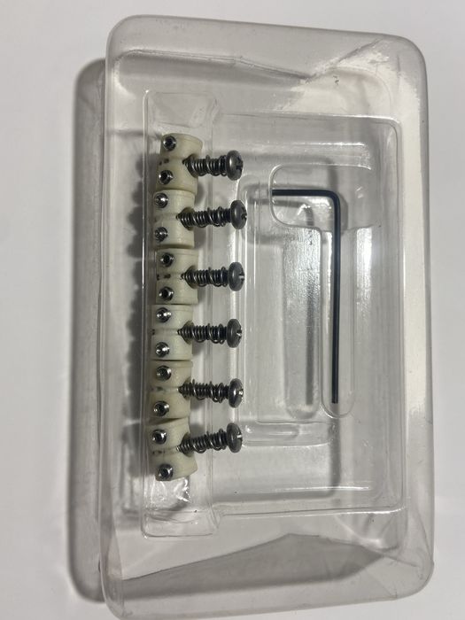 Saddles Graph Tech Jaguar / Jazzmaster / Mustang