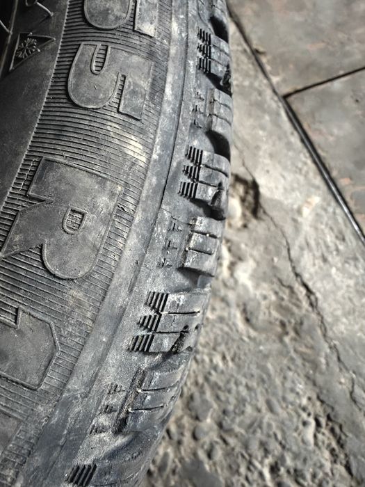 Резина 215 55 17