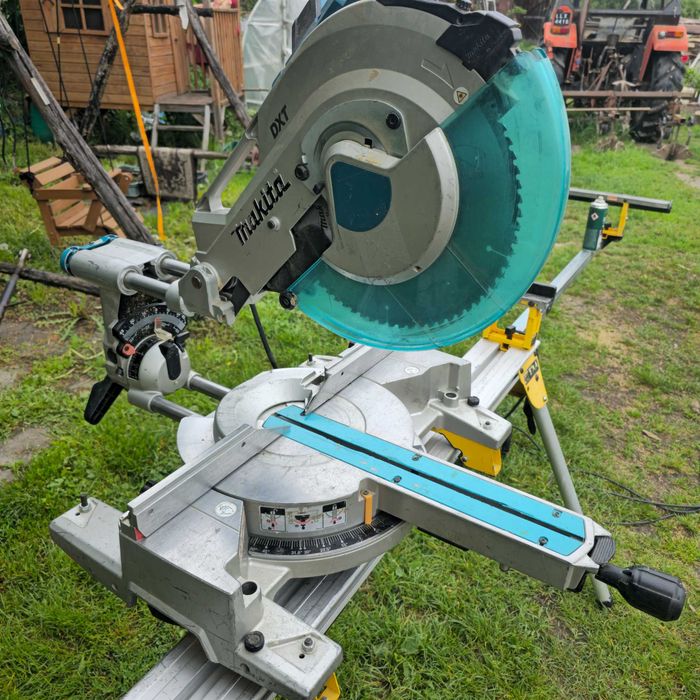 Ukośnica makita LS1216L stojaki dewalt tarcza 305mm