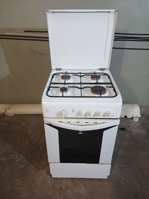 Газовая плита,  плитка,  пічь,  пічка,  печь,  печка