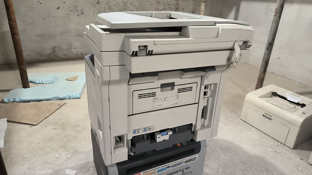 БФП Canon imageRUNNER 1133iF під обслуговування