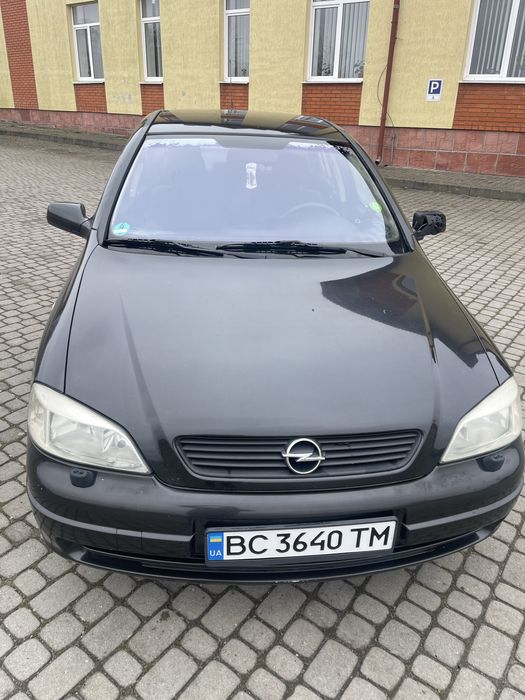 Opel Astra  1.6 супер