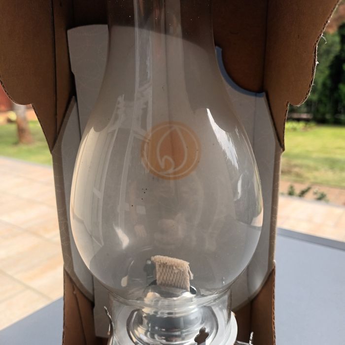 Lampa naftowa z USA nowa