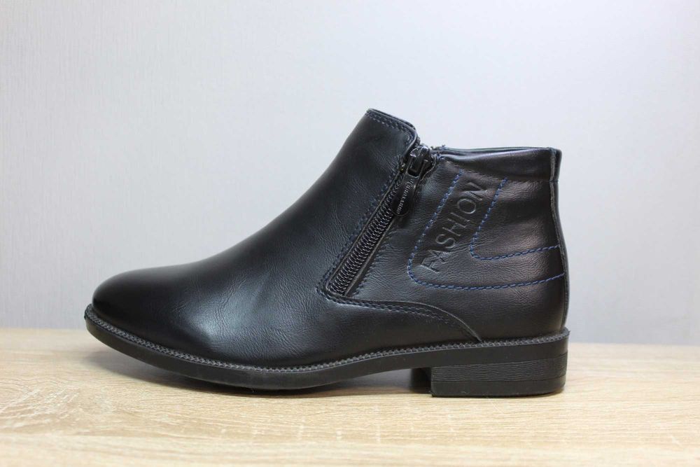 Підліткові демісезонні черевики (розміри 33 (22 см); 34 (22.5 см))