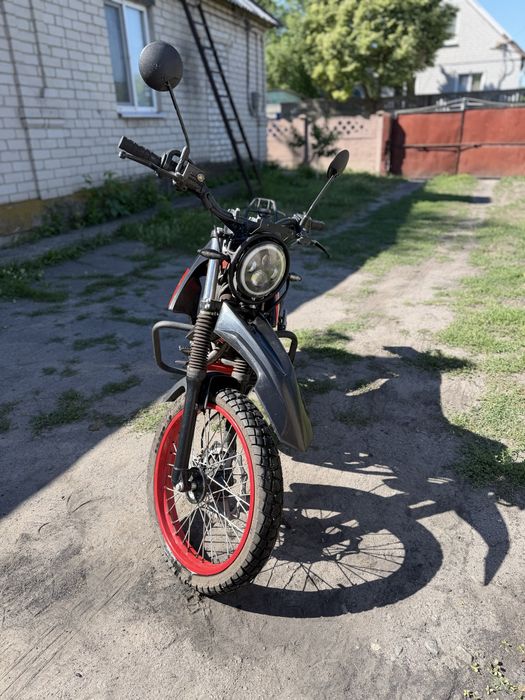 Спарк SP250D-3 Мото в ідеальному стані пробіг 5000