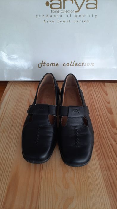 Туфлі жіночі hotter, 38 розміру., шкіряні