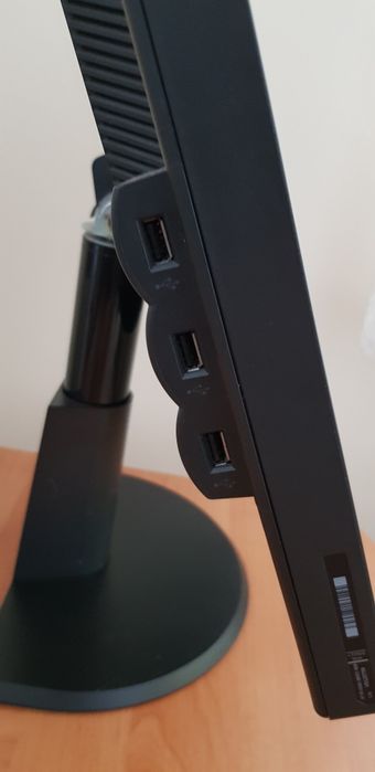 Monitor lenovo 24" ThinkVision