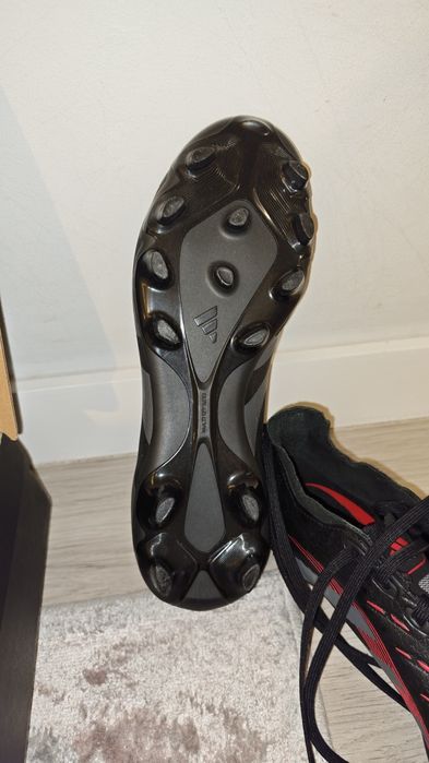 Chuteiras Adidas Predator League MG - 39 1/3