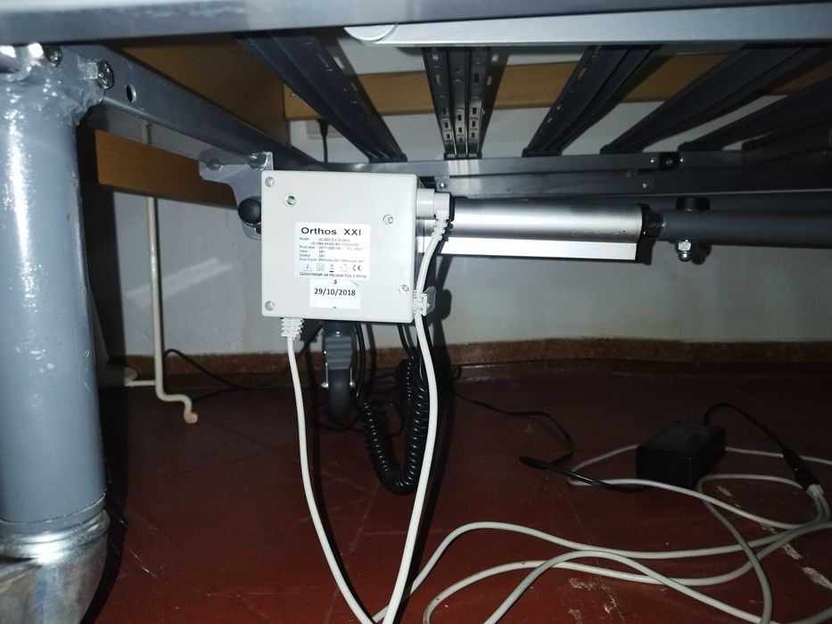 Cama articulada elétrica