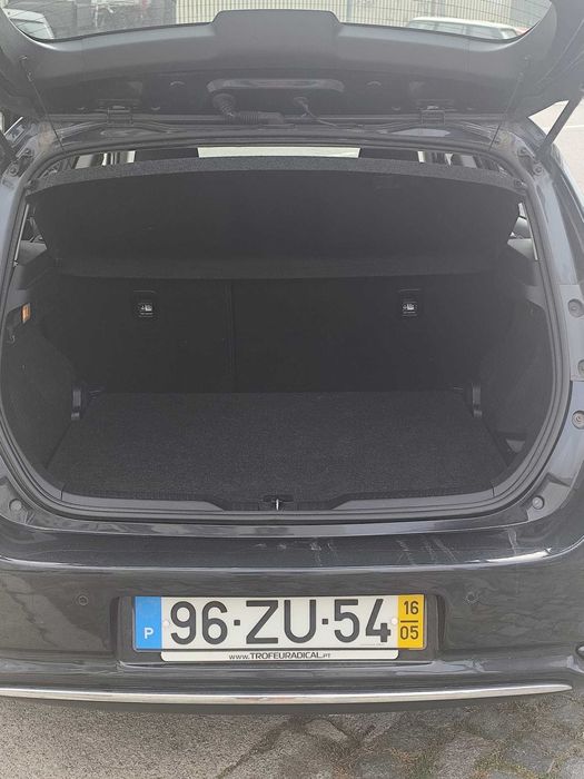 Toyota Auris 1.8 HSD ACTIVE