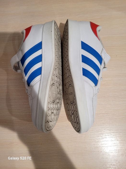 Buty sportowe chłopięce