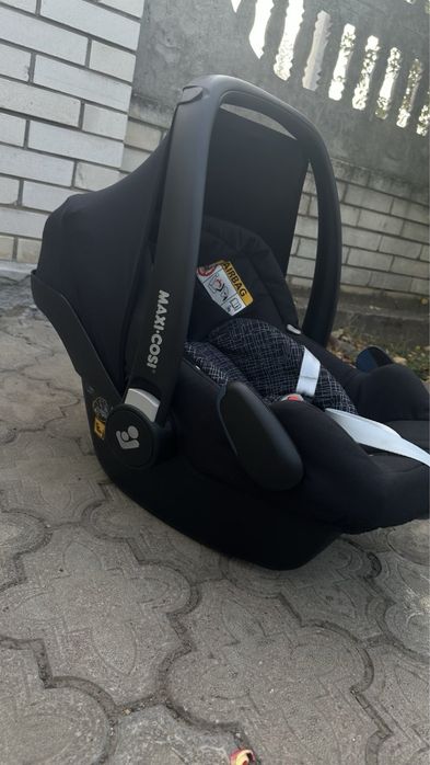 Автокрісло maxi-cosi