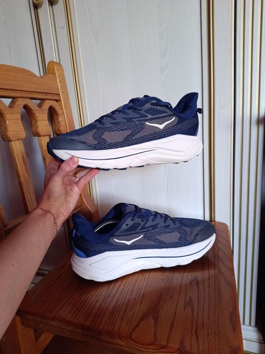 кросівки Hoka Challenger 8 Vietnam оригінал 45р
