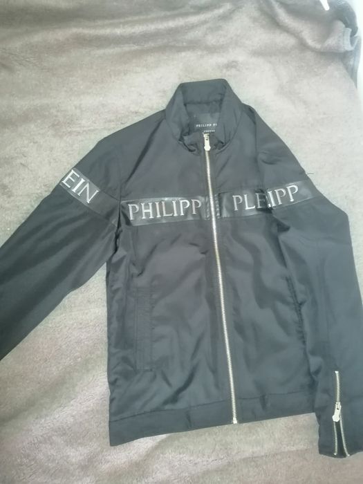 Куртка нова оригинальна