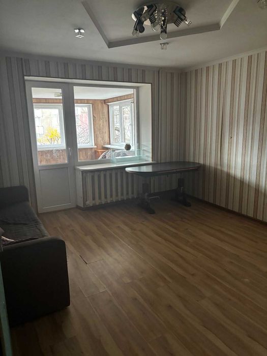 (3) Продам 1-кімнатну квартиру на Київській 0691