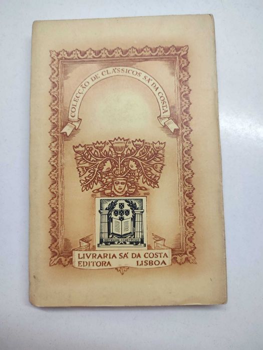 Livro - Poemas Lusitanos com Prefácio e Notas do Prof. Marques Braga