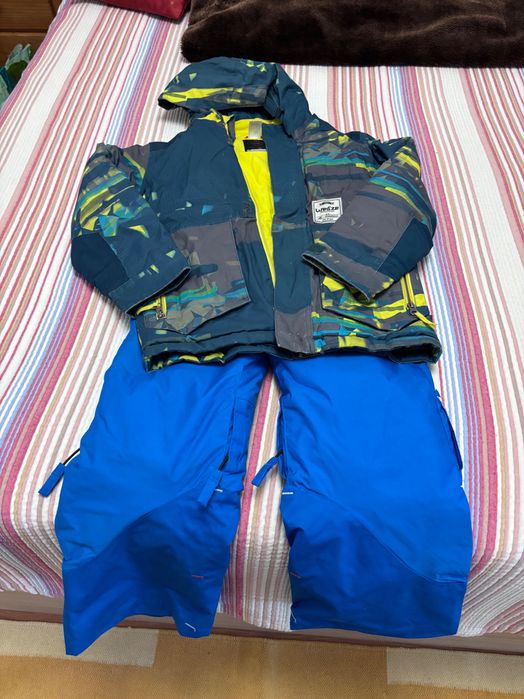 Conjunto de roupa da neve