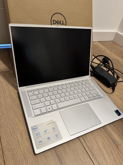 Laptop DELL Inspiron 7400 14.5" i5 8GB RAM 512GB SSD Silver