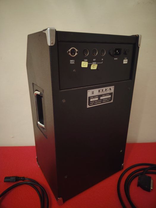 Acordeão eletrônico Elkavox