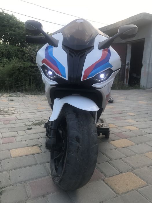 Мотоцикл  BMW