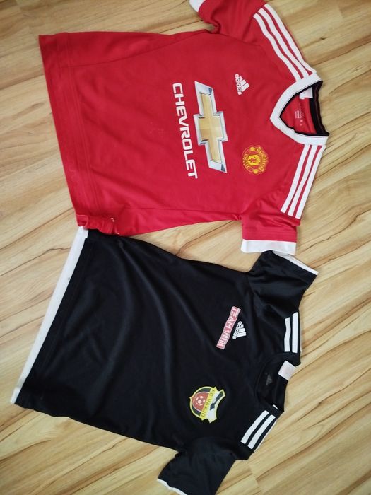 Koszulki sportowe adidas
