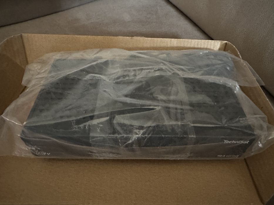 Kompakter TechniSat HD-S 223 DVR