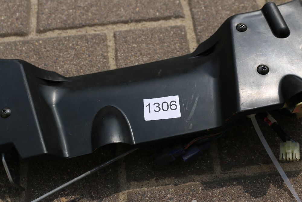 1306 Zamek kufra bocznego prawego Honda Goldwing GL 1800