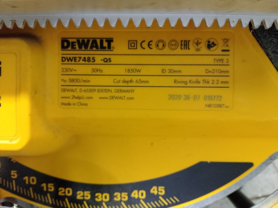 Piła stołowa DeWalt