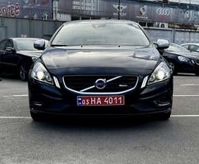Volvo V60 R-design 2012 року