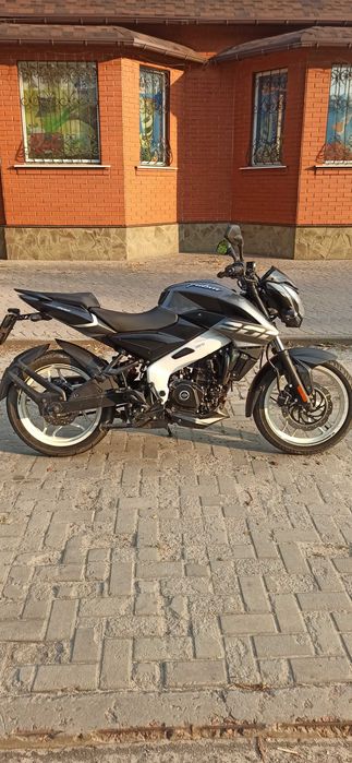 Bajaj Pulsar NS200
