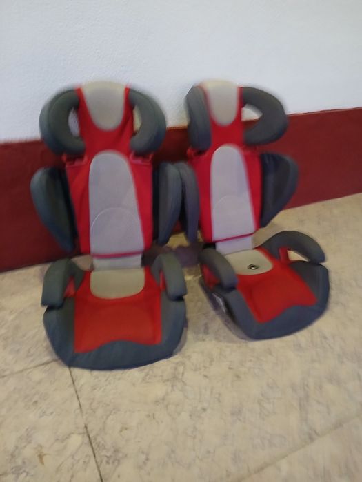Cadeira da Chicco de criança( 15 - 36Kg) para carro