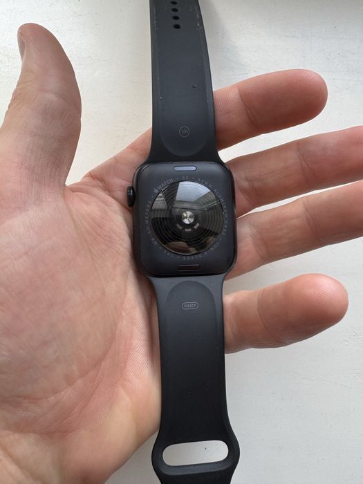 Продам Apple Watch
