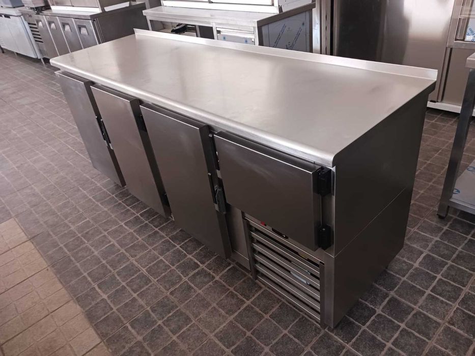 ACM1689 - Bancada Refrigerada Inox de 4 Portas - Usada