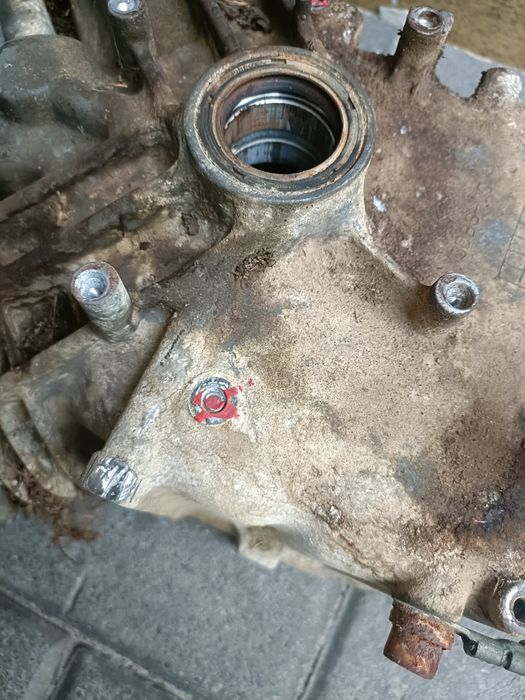 Cylinder blok karter do traktorek kosiarka Briggs vanguard tuleja 68mm