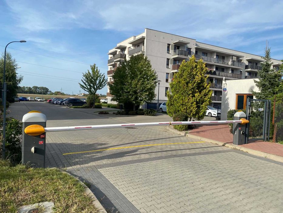 Garaż podolszyce bezpieczny monitorowany Armii krajowej 50 - View 3